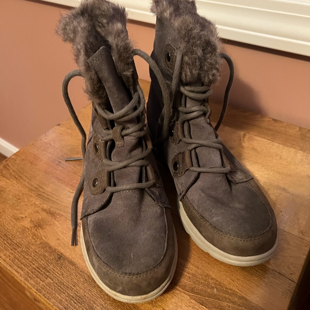 Sorel Joan Explorer 7.5